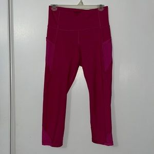 Pink/magenta crop leggings